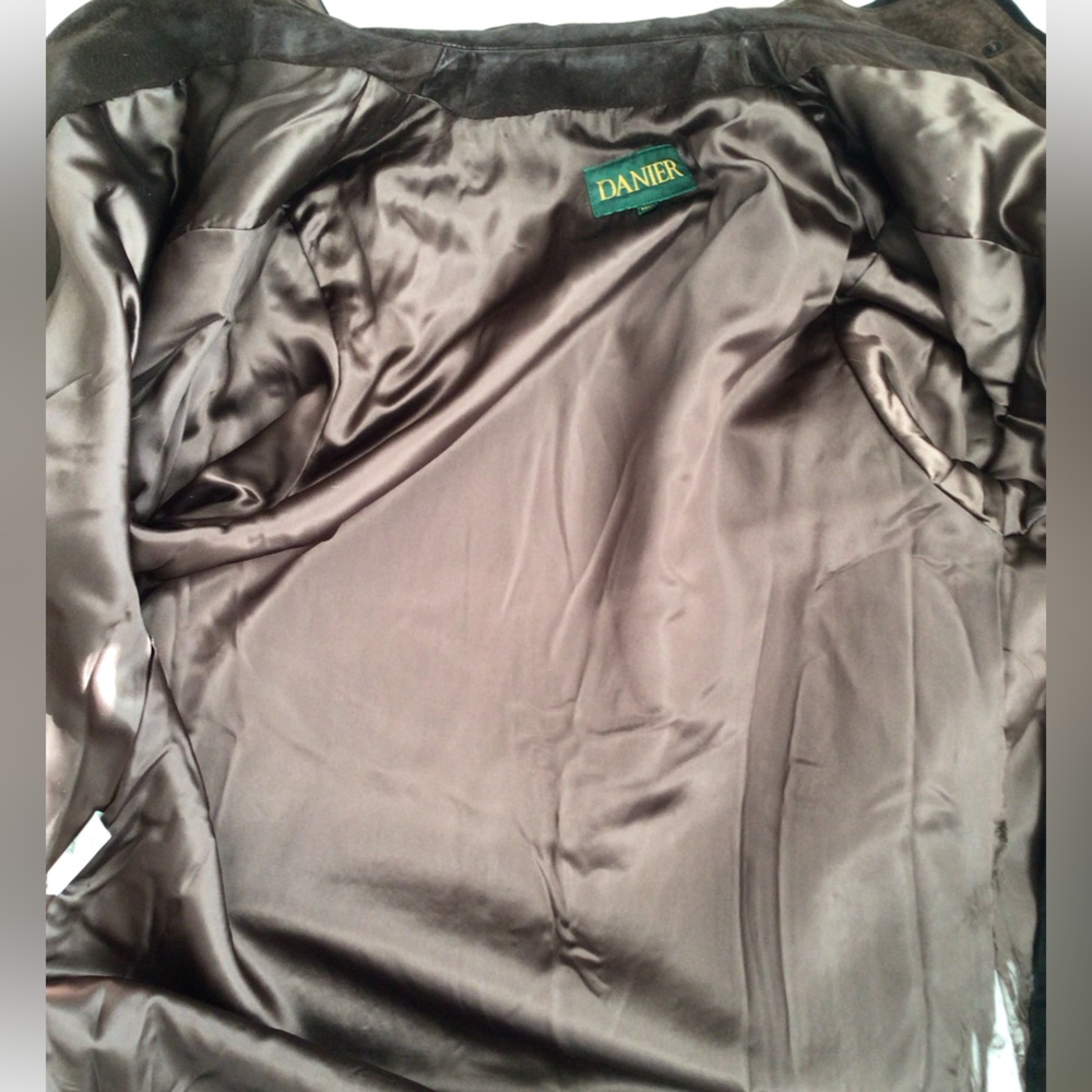 Danier Leather Vintage Suede Coat - Picture 12 of 15